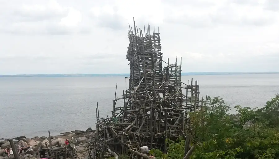 Nimis, a driftwood tower by the sea
